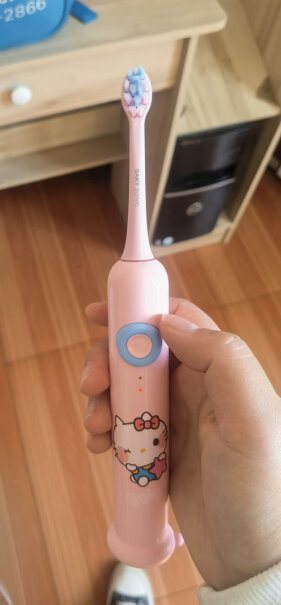 舒客宝贝儿童智护声波电动牙刷F2-三丽鸥大耳狗适合4岁多孩子用吗？
