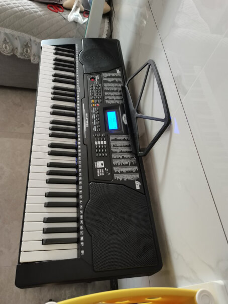 美科MK-97561键钢琴键多功能智能电子琴儿童初学乐器这个有琴架吗？