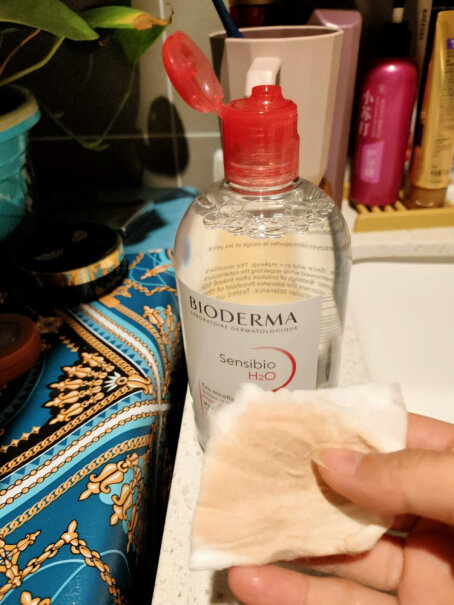卸妆贝德玛BIODERMA卸妆水粉水性能评测,适不适合你！看质量怎么样！