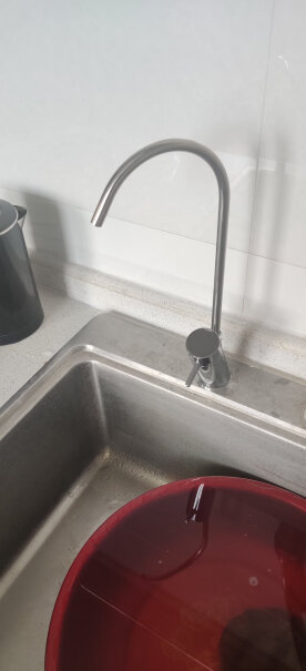 A.O.史密斯家用净水器当时装修没有考虑到安净水器，厨房水槽下面没有安插座，其他插座距离很远，买过的亲们怎么解决的呢？