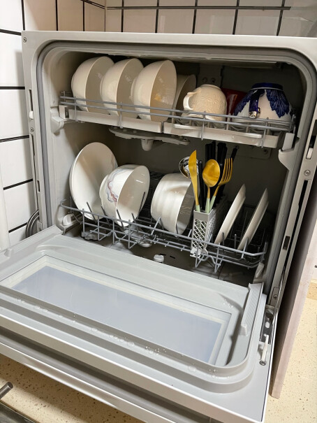松下洗碗机家用易安装台式独立式32的锅盖能洗吗？