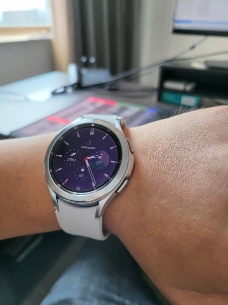 三星Galaxy Watch4 Classic 46mm请问46mm实测续航几天呀？