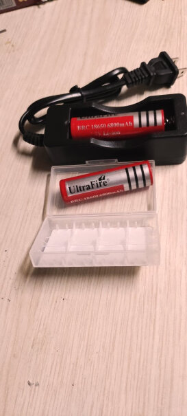 户外照明烁咔手电筒锂电池18650哪个更合适,性能评测？