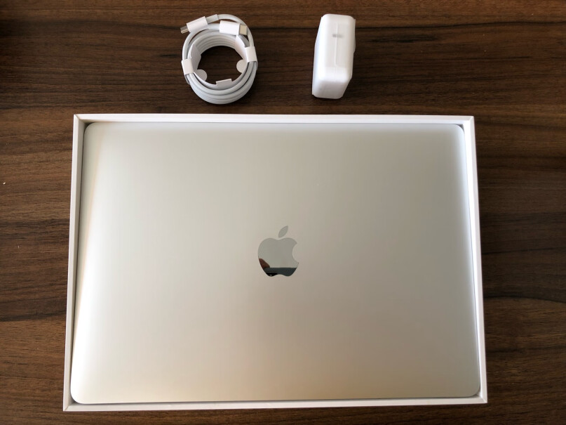 AppleMacBook你们用什么鼠标？