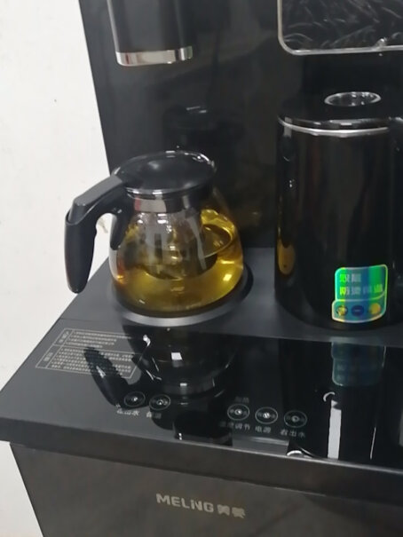 美菱茶吧机玻璃壶容易碎吗？