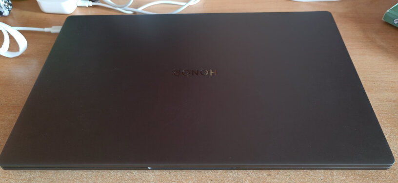 荣耀MagicBook16这个R7 4800H的配置的笔记本可以自己加显卡吗？