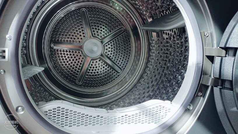 小天鹅烘干机直排式家用干衣机缩水情况怎么样，会有因为缩水烦恼的吗？衣服拿出来皱不皱？声音大不大？