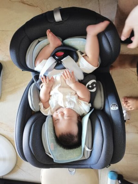 安全座椅路途乐婴儿宝宝安全座椅使用良心测评分享,入手使用1个月感受揭露？
