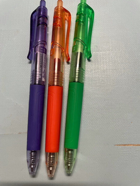 笔类晨光M&G文具0.5mm彩色中性笔套装按动多色签字笔评测分析哪款更好,对比哪款性价比更高？