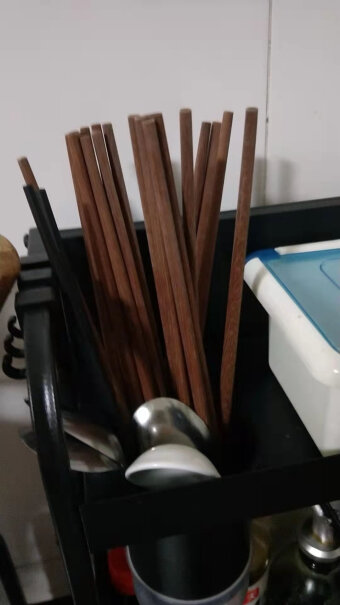双枪筷子10双装原木铁木筷子家用实木筷子套装发霉吗 有味道不？