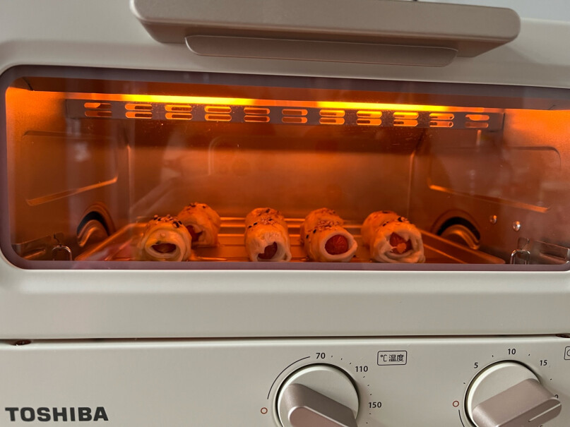 东芝电烤箱家用多功能小型烤箱有异味吗？