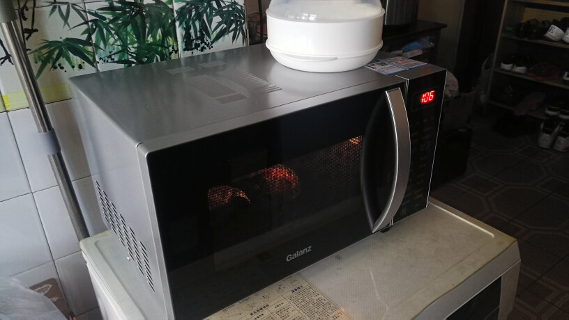 格兰仕变频微波炉烤箱一体机请问，加热的话，东西会干吗？