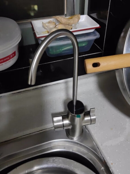 小米净水器家用净水机S1800G厨下式滤芯怎么换？