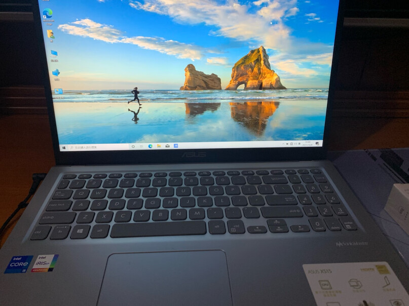 华硕VivoBook15版这个用久了运行PS AE卡吗？