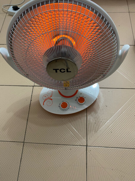 TCL取暖器小太阳开了后，按连续才发热。而且有定时器的嘀嗒声？