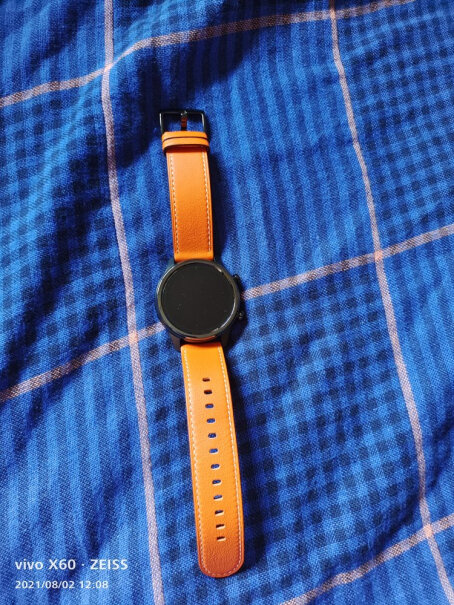 vivo手表42mm 秘夏橙这款表，戴着洗澡会对表有影响吗？