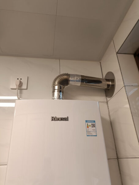 林内Rinnai16升燃气热水器无回水管的使用体验好吗，水压够不够 ， 会不会串水 ？