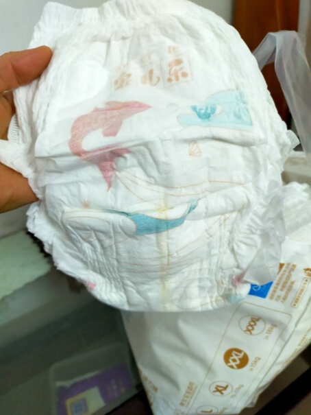 安儿乐ANERLE小轻芯拉拉裤XXL56片15kg以上婴儿超薄透气裤型尿不湿20斤的宝宝用会大吗？