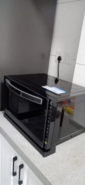 美的微波炉烤箱一体机可以用不秀钢碗微波炉吗？