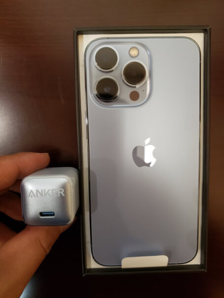 Anker安克 苹果充电器Nano PD20W快充头MFi认证1.2米数据线套装 兼容iPhone1不是支持iPhone8吗，怎么充的好慢，半个小时才冲了4%的电量？