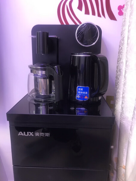 奥克斯茶吧机家用饮水机为啥你们晒图都是白色烧水壶，我买的是黑色烧水壶。