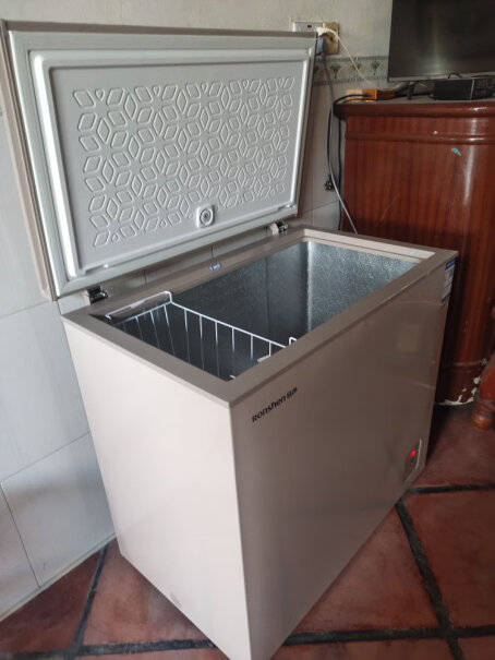 容声205升小型冰柜家用冷藏冷冻转换单温冷柜有霜好还是没霜好？