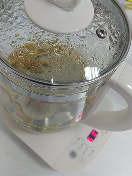 苏泊尔养生壶1.5L煮茶器花茶壶看图好像没有滤茶网。