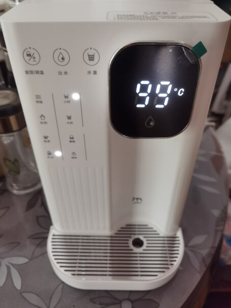 集米t2即热饮水机即热式饮水机我想直接把自来水放进去.能用吗?