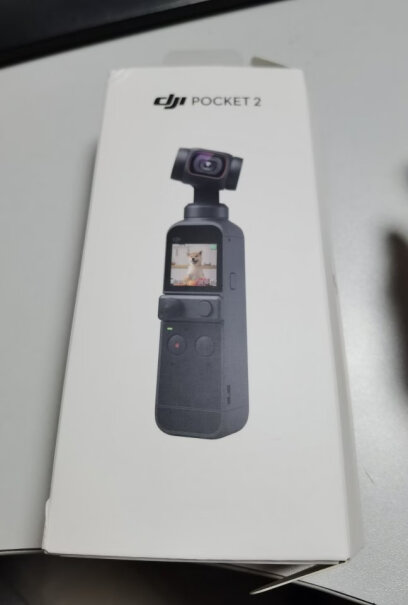 DJI Pocket 2 云台相机你们买套装了吗 还是就是买出产标配就行？