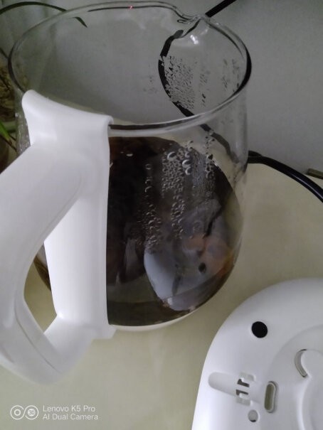 苏泊尔养生壶1.5L煮茶器花茶壶底座有胶圈吗？