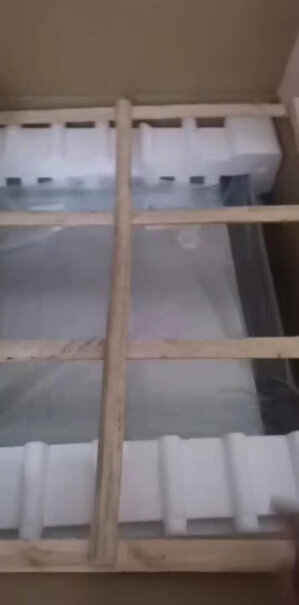 美的消毒柜家用消毒柜嵌入式塑料碗碟可以放在上层消毒吗？
