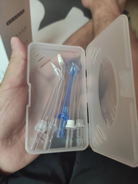冲牙器美的小蓝鲸电动冲牙器便携式洗牙器水牙线洁牙器家用60天续航优劣分析评测结果！功能真的不好吗？