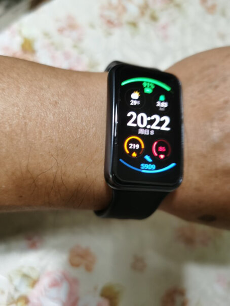 智能手表华为手表Watch Fit运动款评测比较哪款好,曝光配置窍门防踩坑！