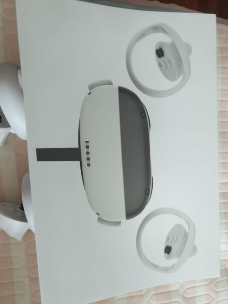 Pico Neo3 VR一体机近视眼能用吗？