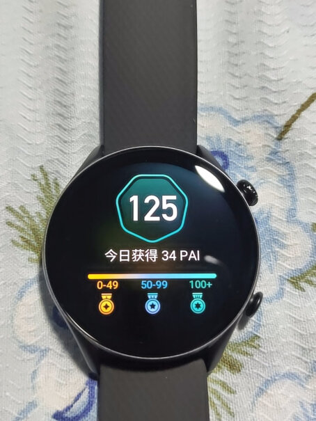 Amazfit GTS 3 手表华为的这个和这个有啥区别？哪个好？