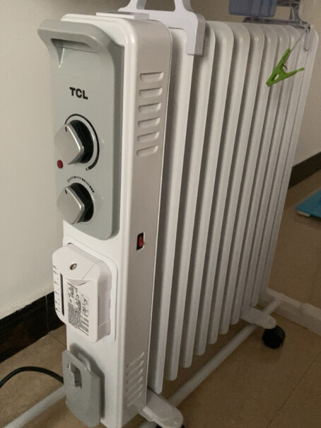 TCL取暖器效果不好用电量也大，10几平，室温8-10度，用了1小时没感觉温度升高啊，不知道大家是不是这种情况？