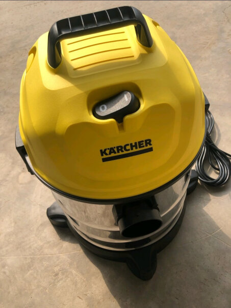KARCHER德国卡赫家用无线吸尘器vcs4的滚轮地吸头 对于毛发 会缠绕吗？