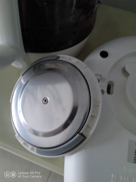 苏泊尔养生壶1.5L煮茶器花茶壶机身放上去晃动吗？