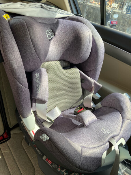 宝贝第一汽车儿童安全座椅灵悦ISOFIX接口大家买的有味道吗？