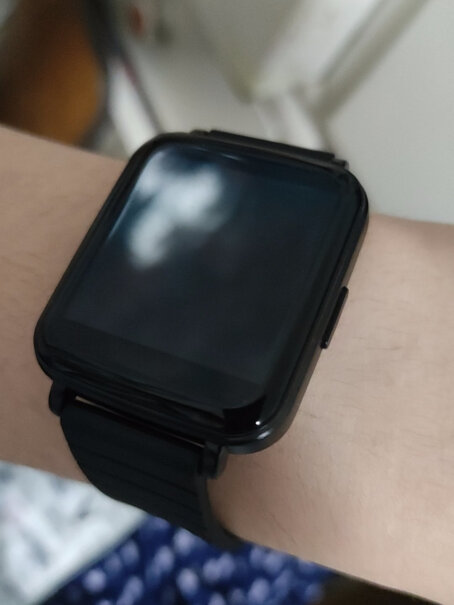 aigo FW05智能手表手表不能自动亮屏怎么回事？