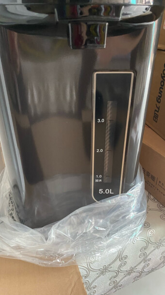 九阳恒温电热水瓶热水壶5L大容量六段保温304不锈钢用着方便不？