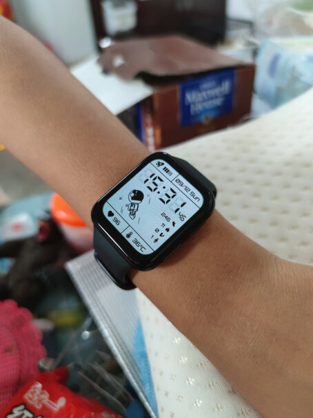 OPPO Watch 2 手表 (42mm, 铂黑)可以刷视频吗？