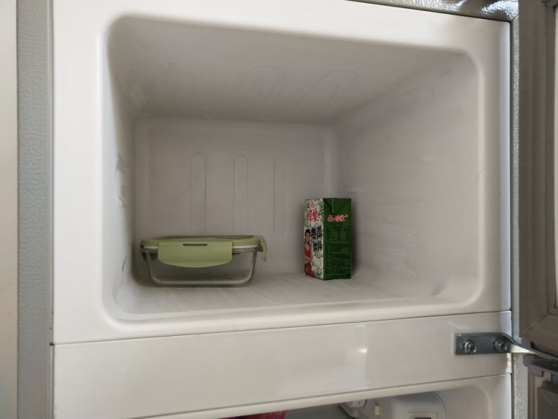 小鸭牌小冰箱迷你小型家用冷藏冷冻想问一下各位卖家声音大不大？