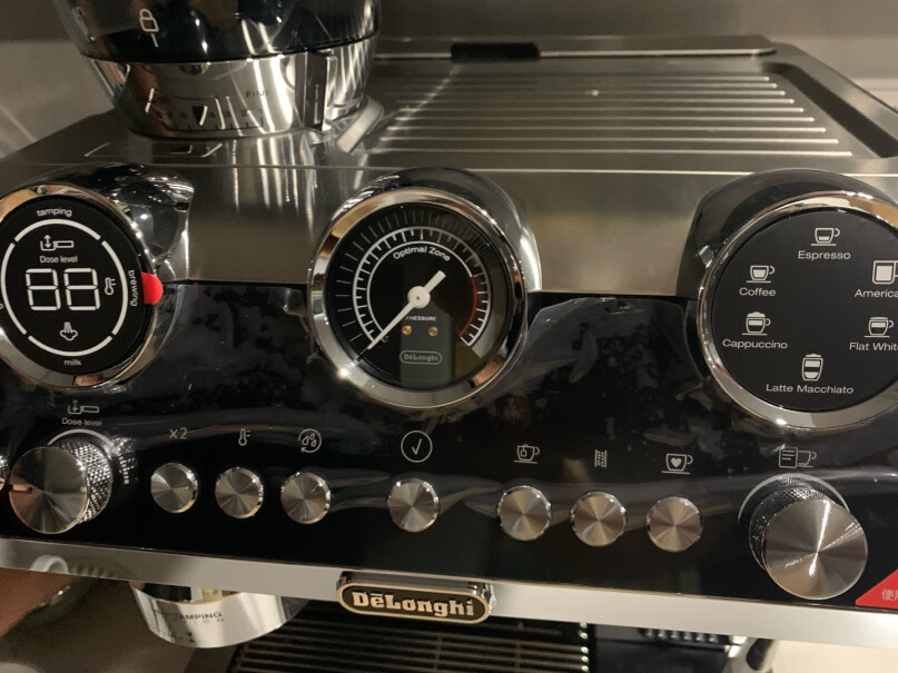 咖啡机德龙咖啡机骑士系列半自动咖啡机网友点评,应该注意哪些方面细节！