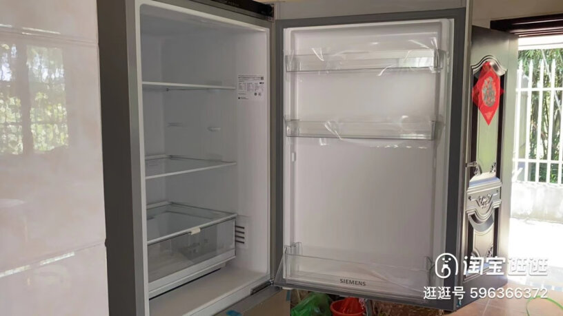 西门子SIEMENS274升请问西门子232升三门冰箱自动除霜吗、请告之？