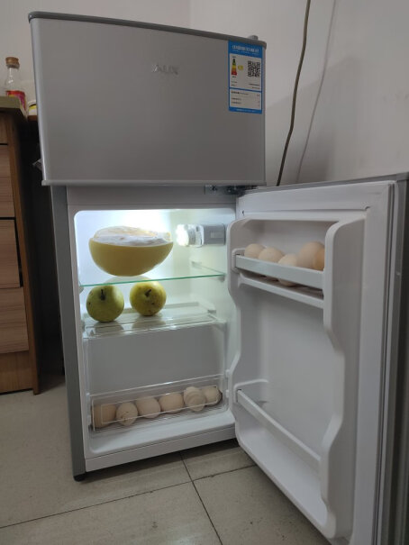 奥克斯家用双门迷你小型冰箱冷藏冷冻保鲜小冰箱给小宝宝做辅食往里面冻点肉买多大的应该合适呀？