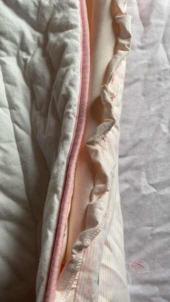 童泰秋冬婴儿床品加厚抱毯新生儿宝宝外出抱被粉色质量好不好，洗了跑棉吗？