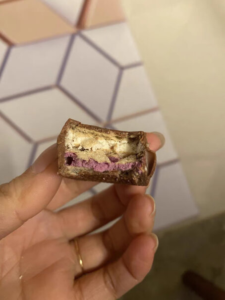 士力架轻脆紫薯威化巧克力31g排块装含反式脂肪吗？