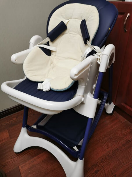 婴幼儿餐椅Pouch帛琦买前必看,评测哪款功能更好？