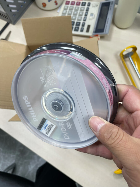 飞利浦DVD-R空白光盘有光盘袋吗，要不然存了东西后怎么保管？